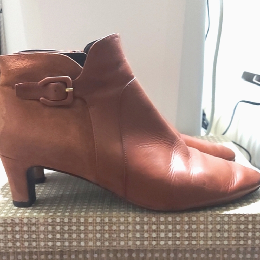 Cole Haan Sylvia Leather Suede Kitten Heel Zip Ankle Booties Boots Sz 10